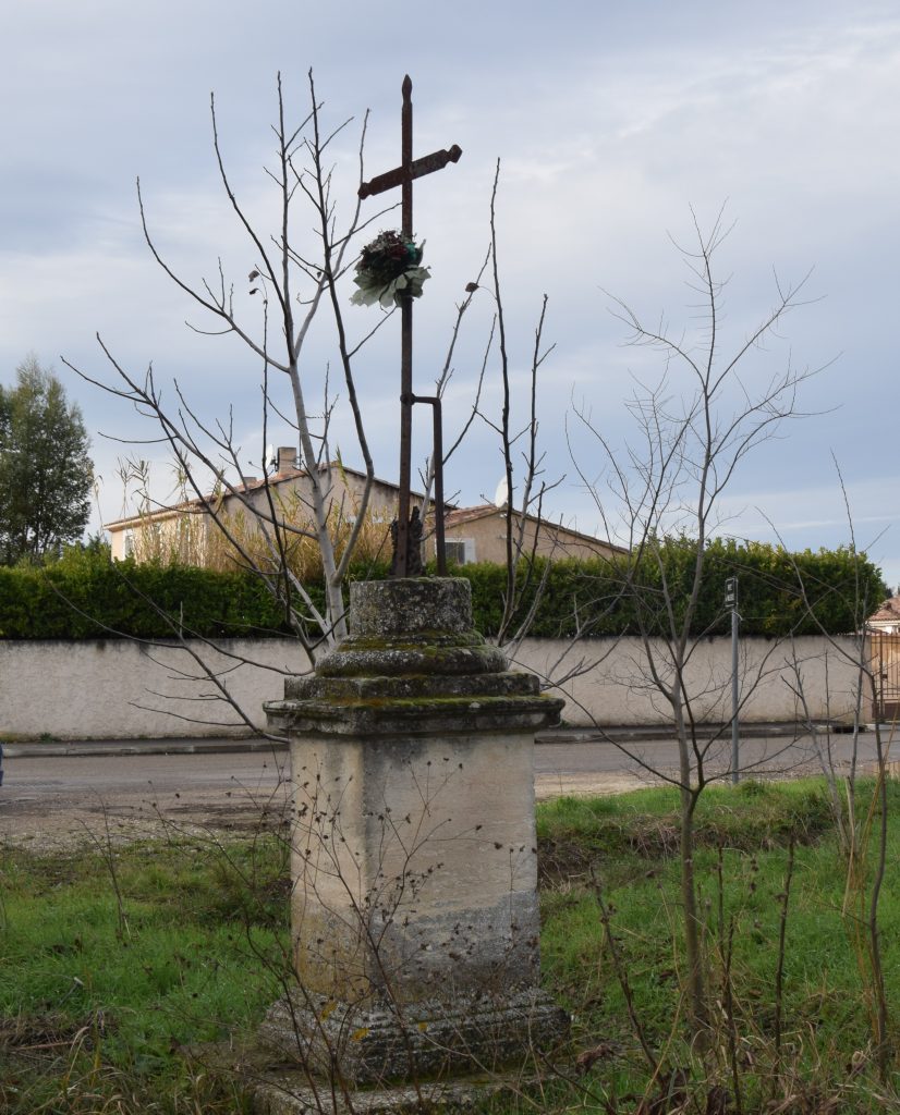 Croix-2